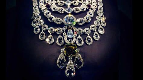 cartier most famous necklace
